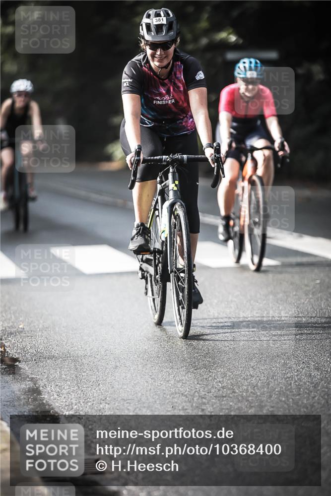 13.09.2026 - Stadtparktriathlon H.Heesch http://msf.ph/oto/10368400 13.09.2026 10:46:14 Radfahren 351, 372, 377, 381, 420, 432, 464 meine-sportfotos.de
