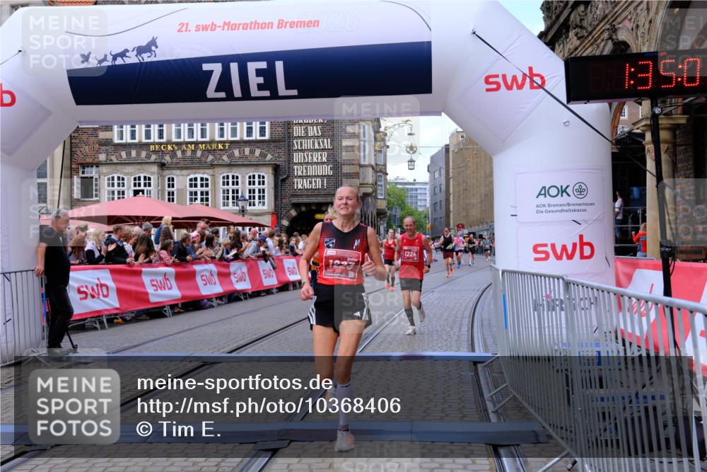 13.09.2026 - 21. swb-Marathon Bremen Tim E. http://msf.ph/oto/10368406 13.09.2026 13:05:22 Ziel 1336, 1822, 2297, 3196, 4729, 6708, 7102, 9495 meine-sportfotos.de
