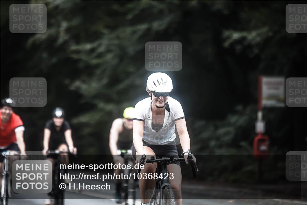 13.09.2026 - Stadtparktriathlon H.Heesch http://msf.ph/oto/10368423 13.09.2026 13:19:28 Radfahren 1334, 1347, 1355, 1356, 1364, 1374, 1388, 1429 meine-sportfotos.de