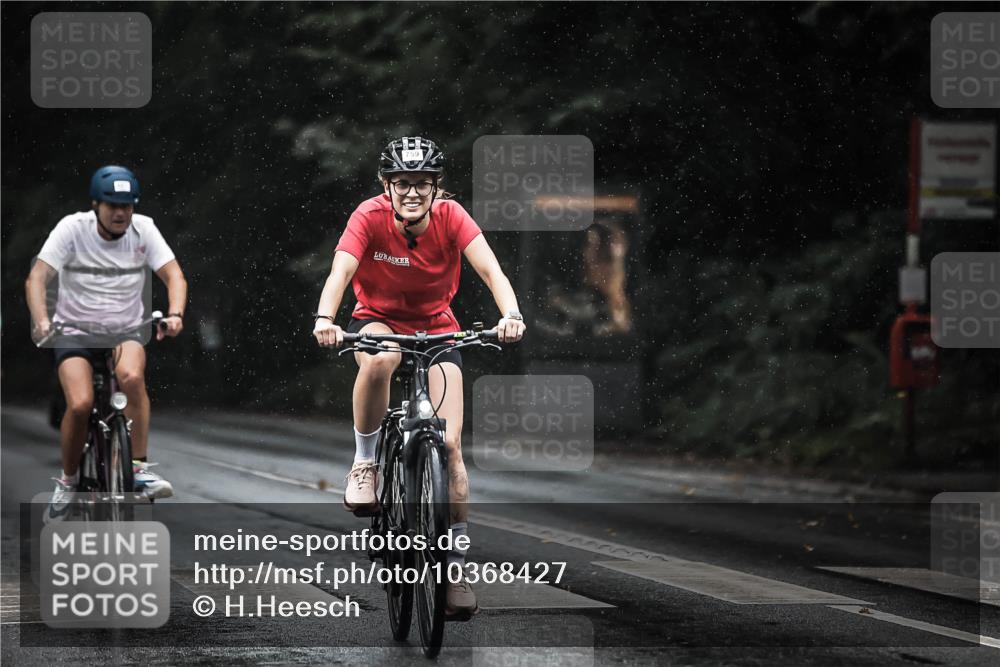 13.09.2026 - Stadtparktriathlon H.Heesch http://msf.ph/oto/10368427 13.09.2026 12:03:43 Radfahren 759, 887, 893, 914, 941, 996 meine-sportfotos.de