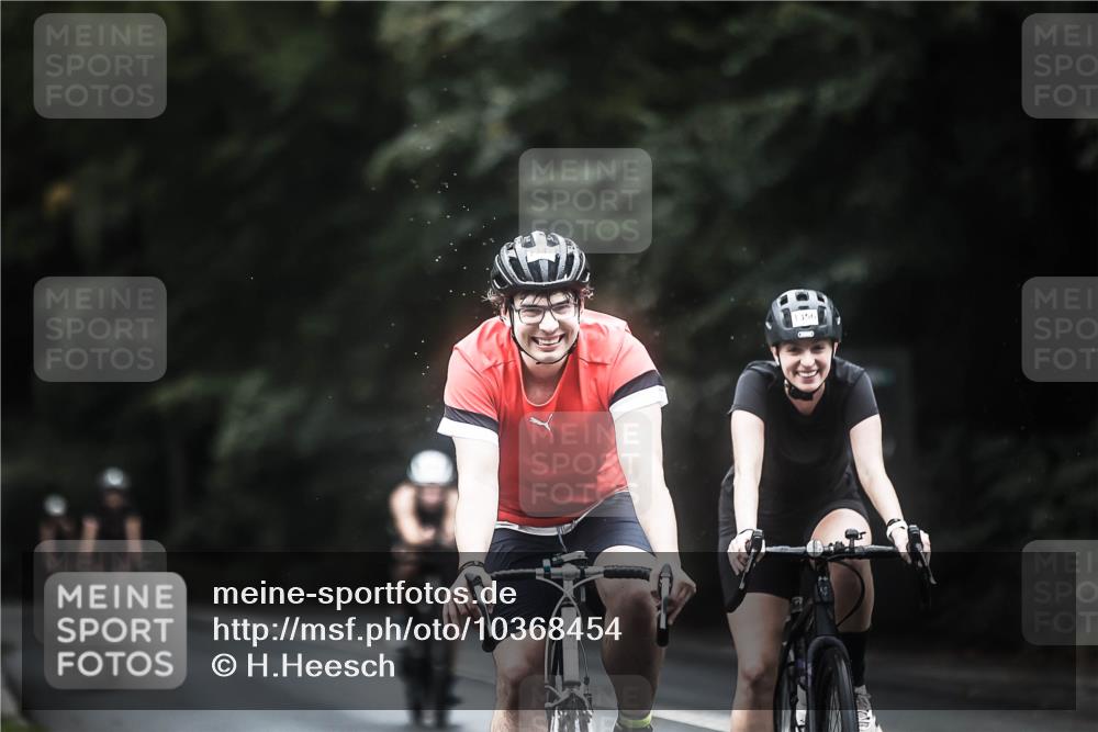 13.09.2026 - Stadtparktriathlon H.Heesch http://msf.ph/oto/10368454 13.09.2026 13:19:29 Radfahren 1334, 1347, 1355, 1356, 1364, 1374, 1388, 1429 meine-sportfotos.de
