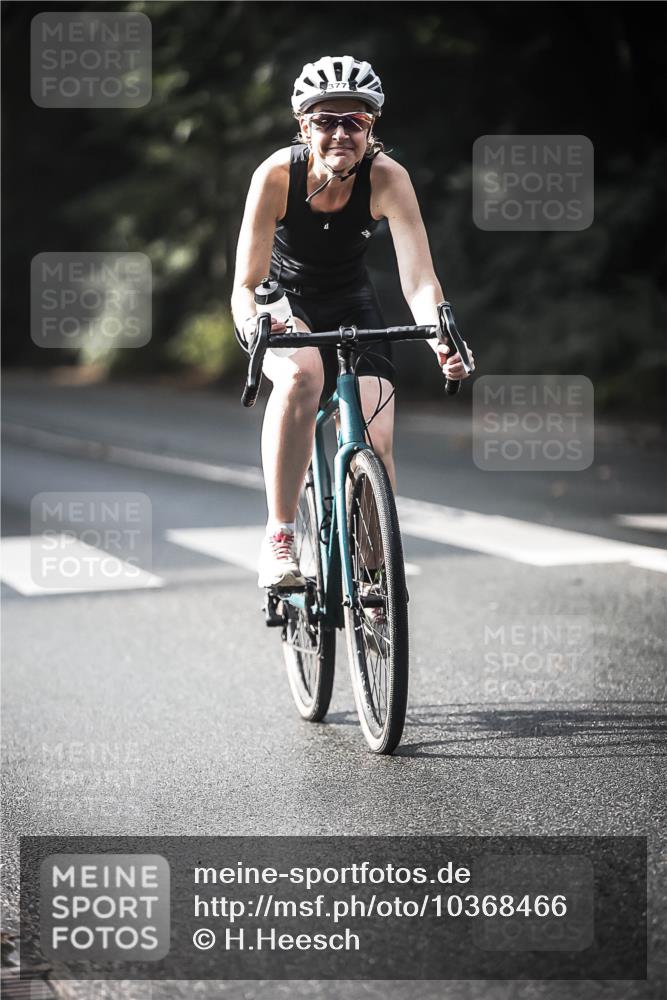 13.09.2026 - Stadtparktriathlon H.Heesch http://msf.ph/oto/10368466 13.09.2026 10:46:16 Radfahren 351, 372, 377, 381, 420, 432, 464 meine-sportfotos.de