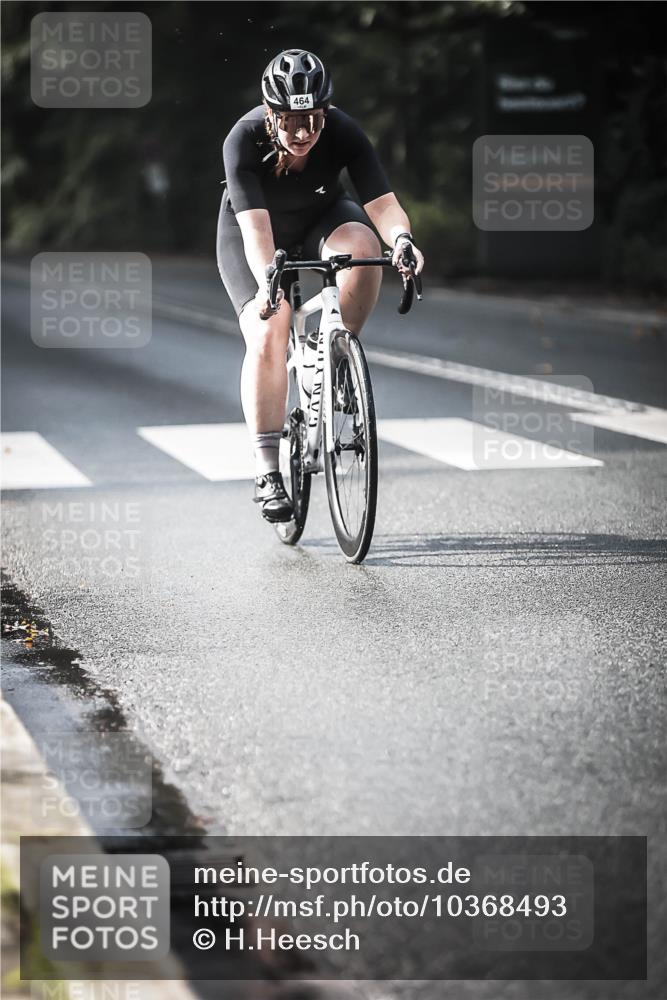 13.09.2026 - Stadtparktriathlon H.Heesch http://msf.ph/oto/10368493 13.09.2026 10:46:19 Radfahren 351, 372, 377, 381, 420, 464 meine-sportfotos.de