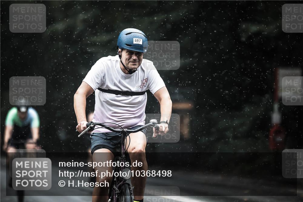 13.09.2026 - Stadtparktriathlon H.Heesch http://msf.ph/oto/10368498 13.09.2026 12:03:45 Radfahren 759, 887, 893, 914, 941, 996, 1053 meine-sportfotos.de