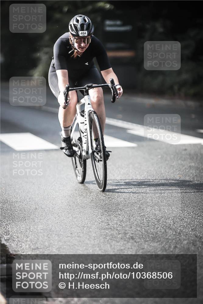 13.09.2026 - Stadtparktriathlon H.Heesch http://msf.ph/oto/10368506 13.09.2026 10:46:20 Radfahren 377, 381, 420, 464 meine-sportfotos.de