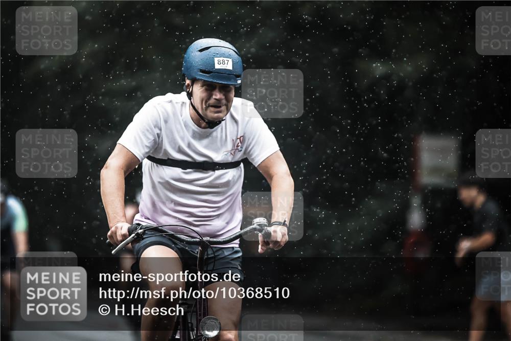 13.09.2026 - Stadtparktriathlon H.Heesch http://msf.ph/oto/10368510 13.09.2026 12:03:45 Radfahren 759, 887, 893, 914, 941, 996, 1053 meine-sportfotos.de