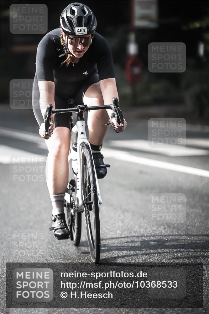 13.09.2026 - Stadtparktriathlon H.Heesch http://msf.ph/oto/10368533 13.09.2026 10:46:20 Radfahren 377, 381, 420, 464 meine-sportfotos.de