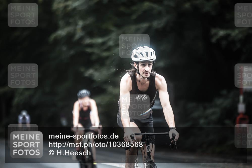 13.09.2026 - Stadtparktriathlon H.Heesch http://msf.ph/oto/10368568 13.09.2026 13:19:41 Radfahren 1348, 1373, 1409, 1425, 1448 meine-sportfotos.de