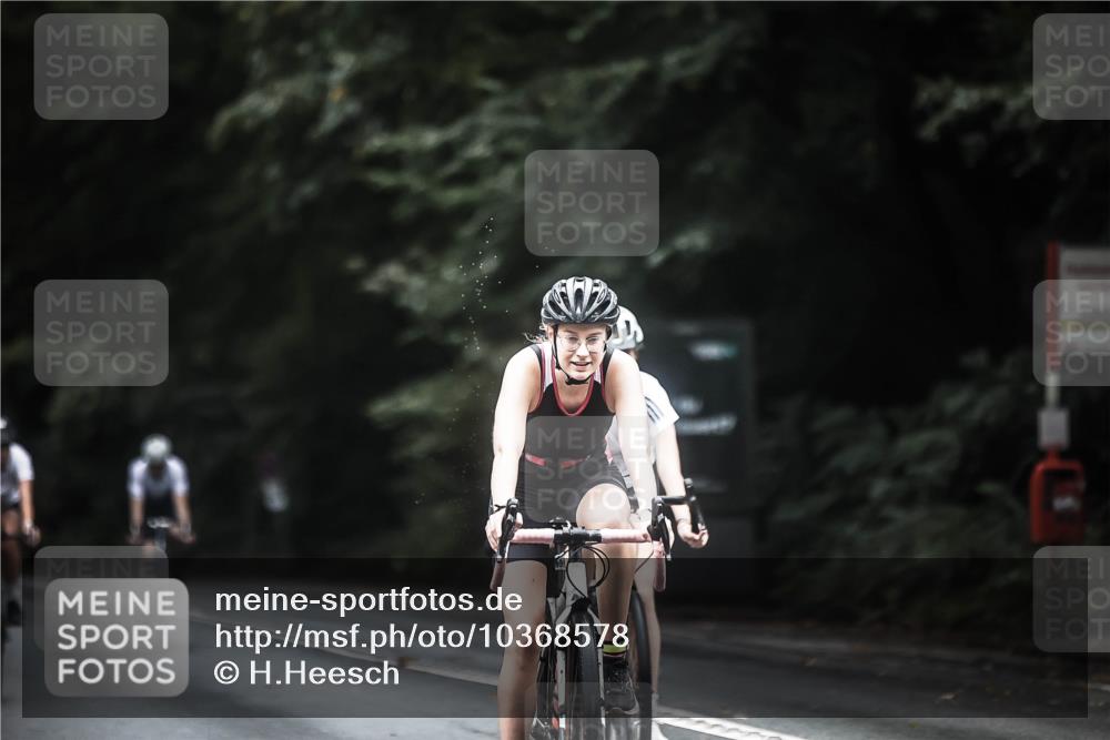 13.09.2026 - Stadtparktriathlon H.Heesch http://msf.ph/oto/10368578 13.09.2026 13:19:43 Radfahren 1348, 1373, 1409, 1425, 1448 meine-sportfotos.de