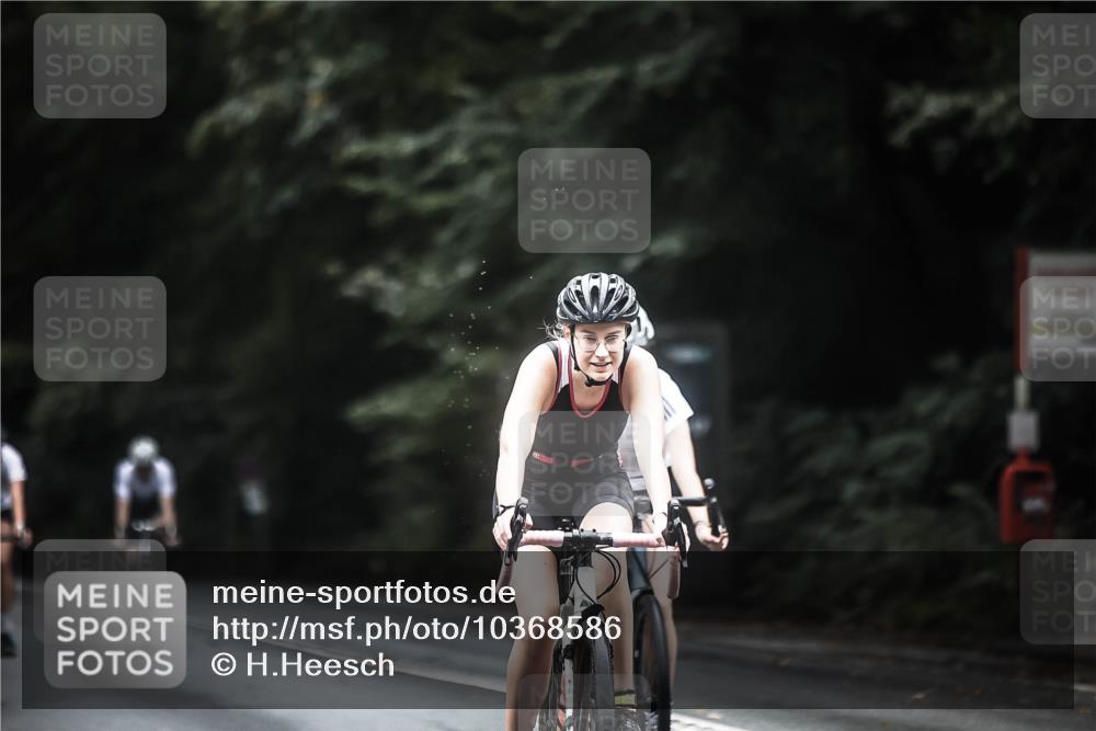 13.09.2026 - Stadtparktriathlon H.Heesch http://msf.ph/oto/10368586 13.09.2026 13:19:43 Radfahren 1348, 1373, 1409, 1425, 1448 meine-sportfotos.de