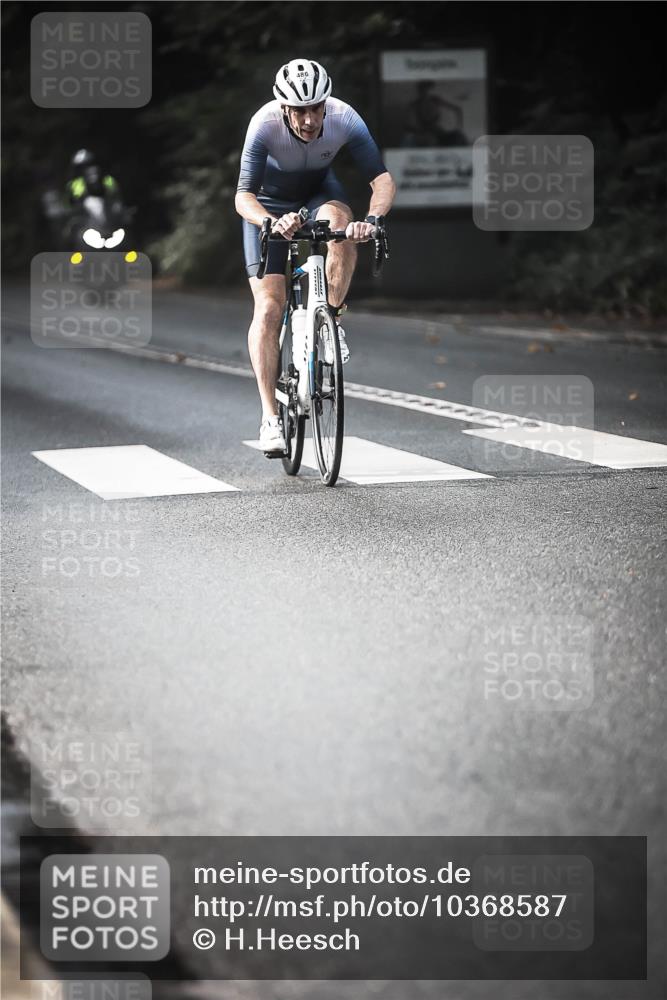 13.09.2026 - Stadtparktriathlon H.Heesch http://msf.ph/oto/10368587 13.09.2026 10:46:38 Radfahren 486 meine-sportfotos.de