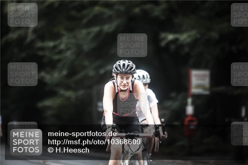 13.09.2026 - Stadtparktriathlon H.Heesch http://msf.ph/oto/10368609 13.09.2026 13:19:43 Radfahren 1348, 1373, 1409, 1425, 1448 meine-sportfotos.de