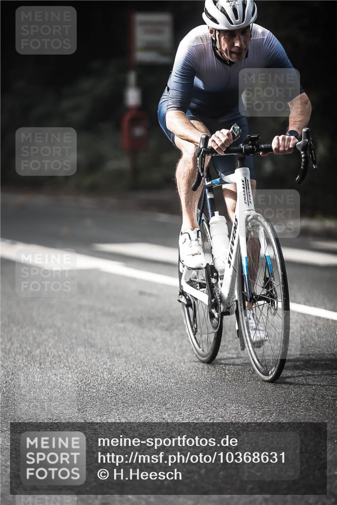 13.09.2026 - Stadtparktriathlon H.Heesch http://msf.ph/oto/10368631 13.09.2026 10:46:39 Radfahren 486 meine-sportfotos.de