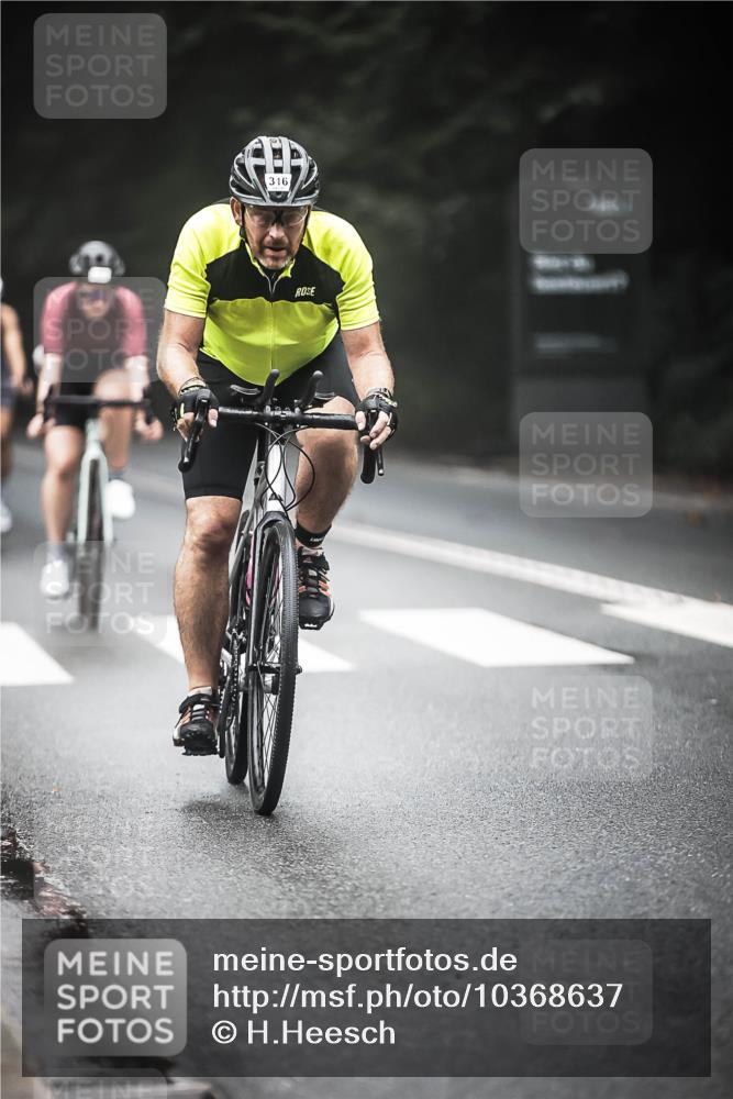 13.09.2026 - Stadtparktriathlon H.Heesch http://msf.ph/oto/10368637 13.09.2026 10:17:59 Radfahren 283, 316, 364, 395, 421 meine-sportfotos.de