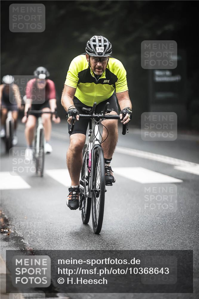 13.09.2026 - Stadtparktriathlon H.Heesch http://msf.ph/oto/10368643 13.09.2026 10:17:59 Radfahren 283, 316, 364, 395, 421 meine-sportfotos.de