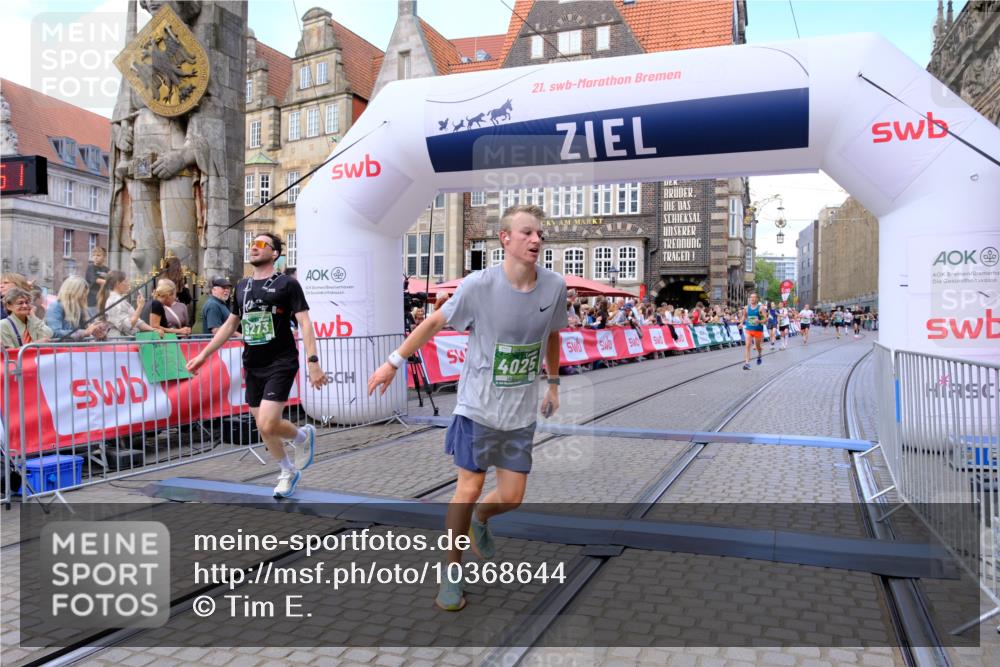 13.09.2026 - 21. swb-Marathon Bremen Tim E. http://msf.ph/oto/10368644 13.09.2026 13:05:40 Ziel 439, 3271, 3365, 4025, 5092, 7102, 7141, 9273 meine-sportfotos.de