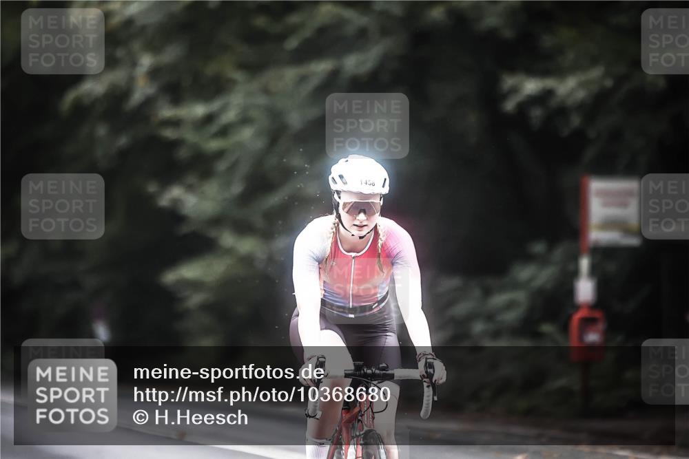 13.09.2026 - Stadtparktriathlon H.Heesch http://msf.ph/oto/10368680 13.09.2026 13:19:51 Radfahren 1348, 1409, 1458, 1512 meine-sportfotos.de