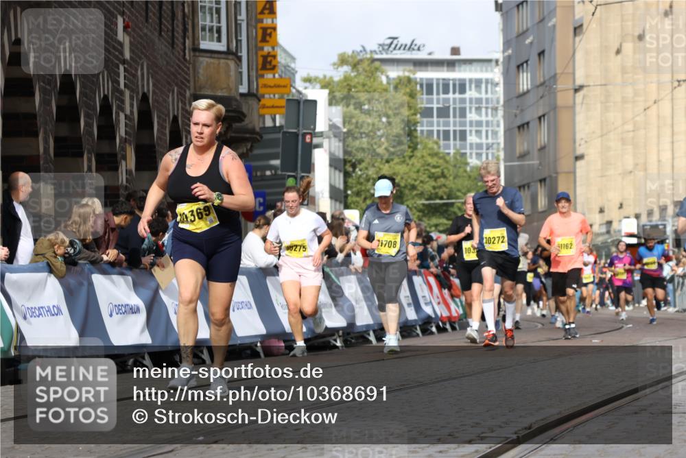 13.09.2026 - 21. swb-Marathon Bremen Strokosch-Dieckow http://msf.ph/oto/10368691 13.09.2026 11:00:41 Ziel 10144, 10677, 10801, 10810, 11016, 11045, 11126, 11129, 11547, 11623, 12018, 12105, 12106, 12190, 12291, 12352, 12394, 12530, 12531, 10093, 10367, 10368, 10753, 10857, 11055, 11247, 11343, 11359, 11475, 11728, 11797, 11804, 11819, 11959, 12006, 12116, 12397, 12428 meine-sportfotos.de