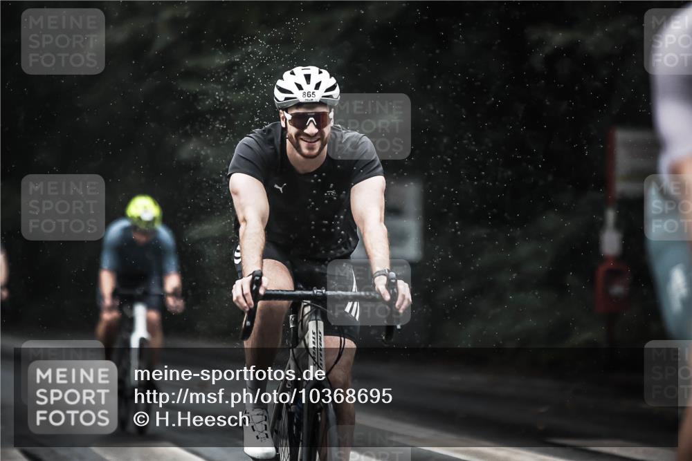 13.09.2026 - Stadtparktriathlon H.Heesch http://msf.ph/oto/10368695 13.09.2026 12:03:53 Radfahren 865, 873, 893, 1008, 1030, 1053 meine-sportfotos.de