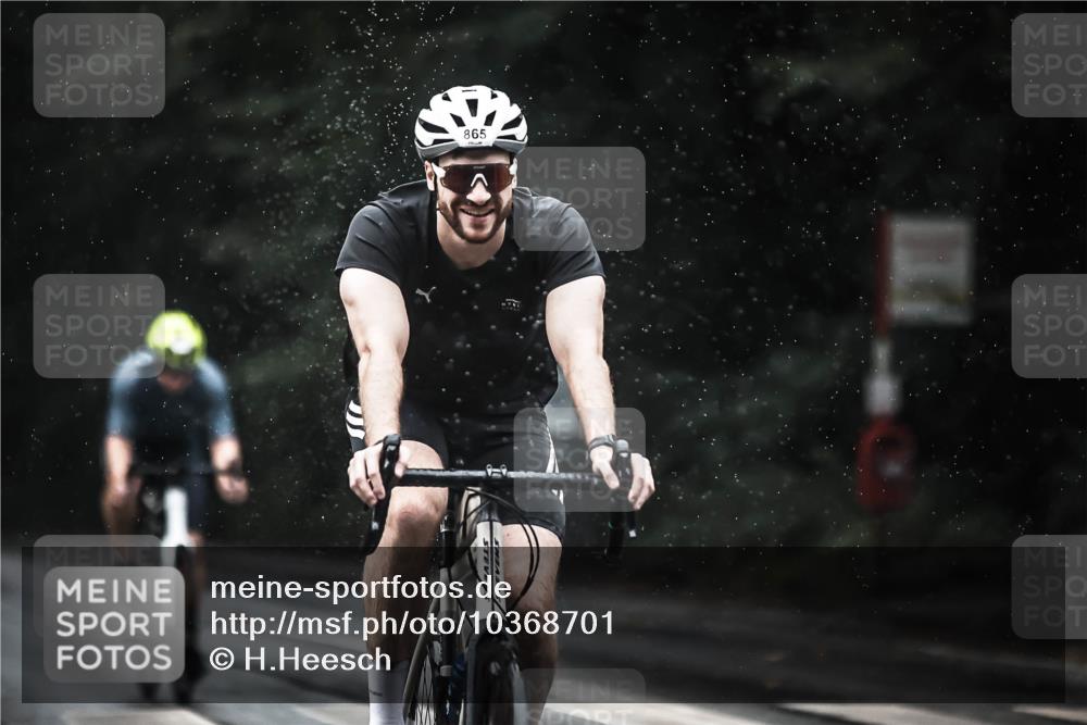 13.09.2026 - Stadtparktriathlon H.Heesch http://msf.ph/oto/10368701 13.09.2026 12:03:53 Radfahren 865, 873, 893, 1008, 1030, 1053 meine-sportfotos.de