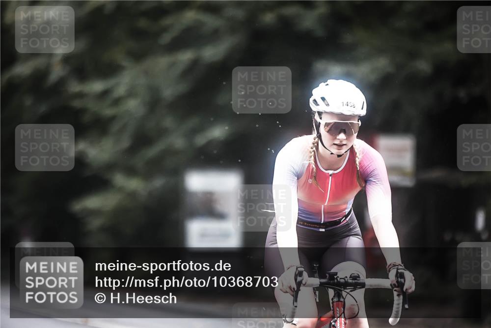 13.09.2026 - Stadtparktriathlon H.Heesch http://msf.ph/oto/10368703 13.09.2026 13:19:51 Radfahren 1348, 1409, 1458, 1512 meine-sportfotos.de