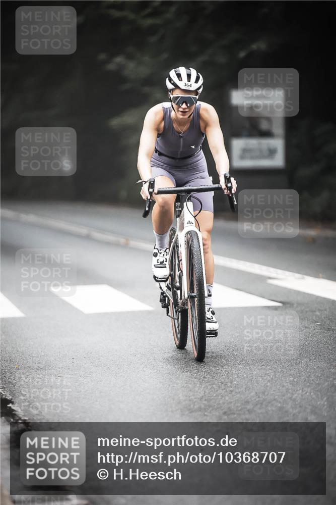 13.09.2026 - Stadtparktriathlon H.Heesch http://msf.ph/oto/10368707 13.09.2026 10:18:01 Radfahren 316, 364, 395, 421 meine-sportfotos.de