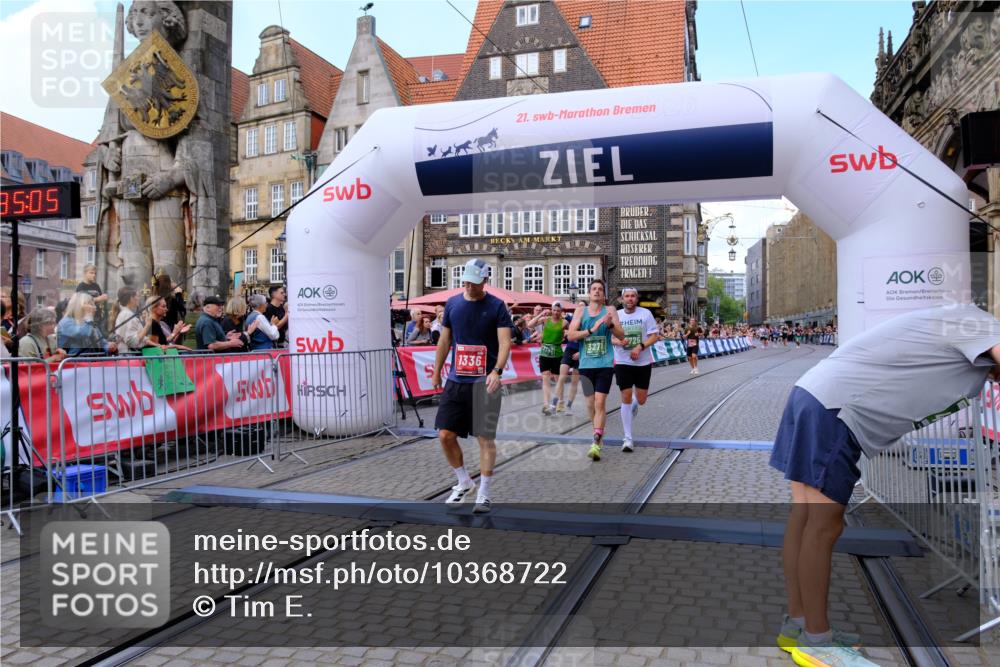 13.09.2026 - 21. swb-Marathon Bremen Tim E. http://msf.ph/oto/10368722 13.09.2026 13:05:54 Ziel 1301, 1562, 1879, 2538, 3242, 3271, 5199, 5725, 6579, 7141 meine-sportfotos.de