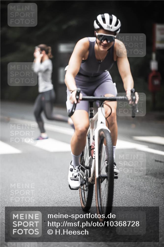 13.09.2026 - Stadtparktriathlon H.Heesch http://msf.ph/oto/10368728 13.09.2026 10:18:02 Radfahren 316, 364, 395, 421, 463 meine-sportfotos.de