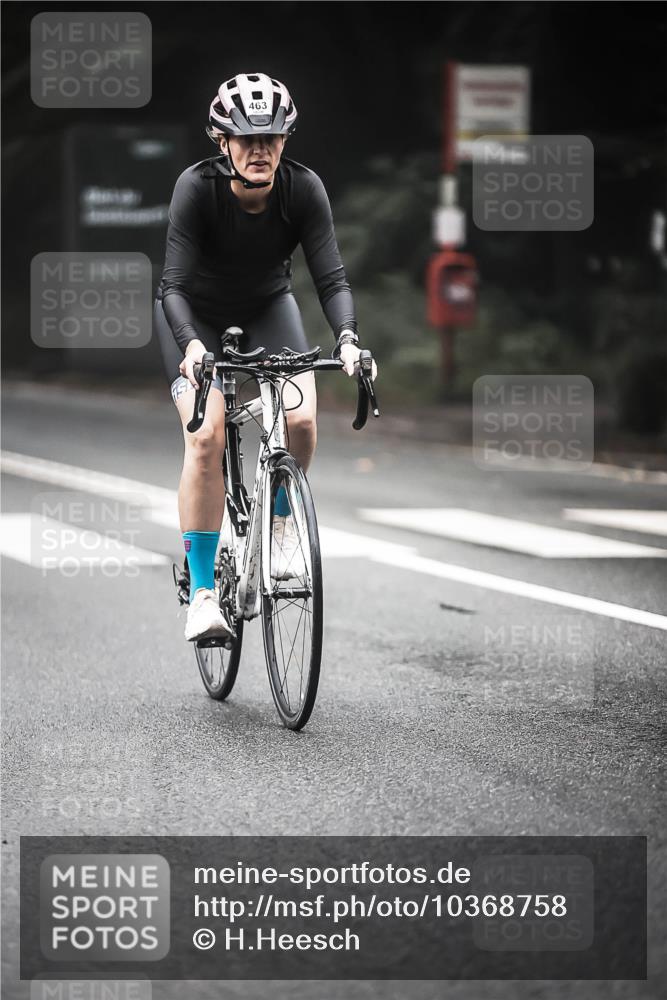 13.09.2026 - Stadtparktriathlon H.Heesch http://msf.ph/oto/10368758 13.09.2026 10:18:08 Radfahren 210, 364, 459, 463 meine-sportfotos.de