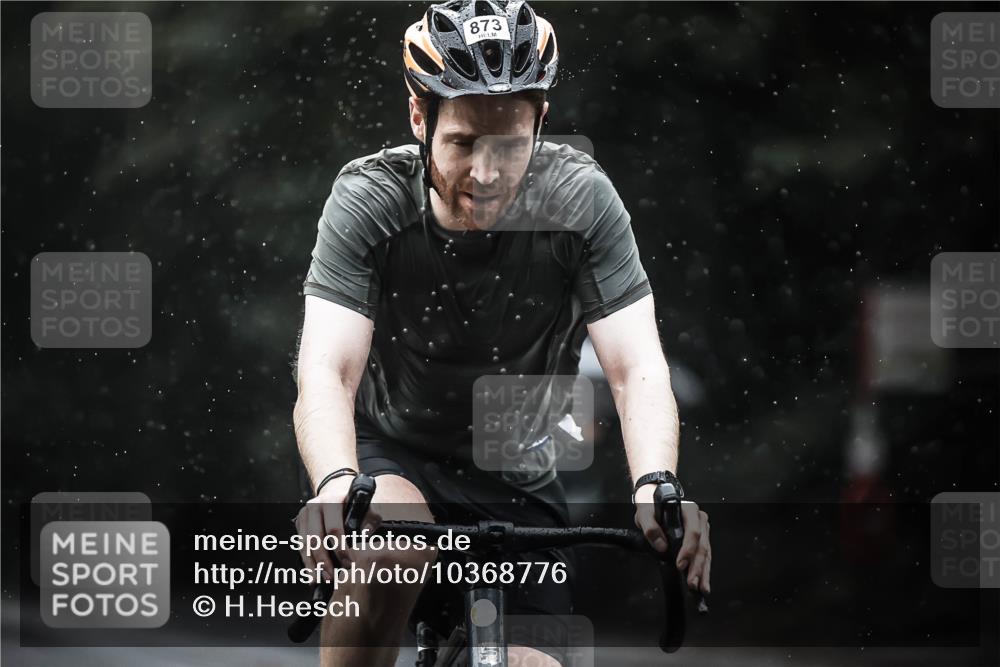 13.09.2026 - Stadtparktriathlon H.Heesch http://msf.ph/oto/10368776 13.09.2026 12:03:56 Radfahren 833, 865, 873, 958, 1008, 1030, 1053 meine-sportfotos.de