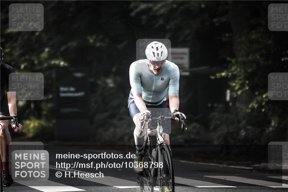 13.09.2026 - Stadtparktriathlon H.Heesch http://msf.ph/oto/10368798 13.09.2026 10:46:57 Radfahren 394, 443, 468, 533, 572 meine-sportfotos.de