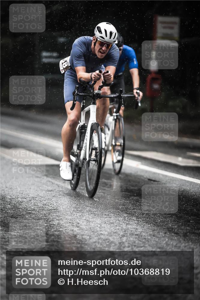 13.09.2026 - Stadtparktriathlon H.Heesch http://msf.ph/oto/10368819 13.09.2026 12:04:01 Radfahren 833, 836, 873, 958, 1060 meine-sportfotos.de