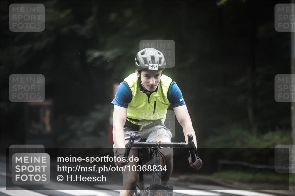 13.09.2026 - Stadtparktriathlon H.Heesch http://msf.ph/oto/10368834 13.09.2026 13:20:32 Radfahren 1293, 1322, 1323, 1333, 1401, 1430, 1467 meine-sportfotos.de