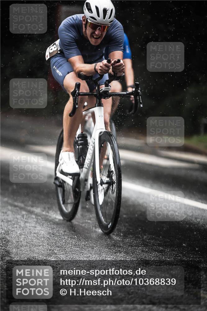 13.09.2026 - Stadtparktriathlon H.Heesch http://msf.ph/oto/10368839 13.09.2026 12:04:01 Radfahren 833, 836, 873, 958, 1060 meine-sportfotos.de