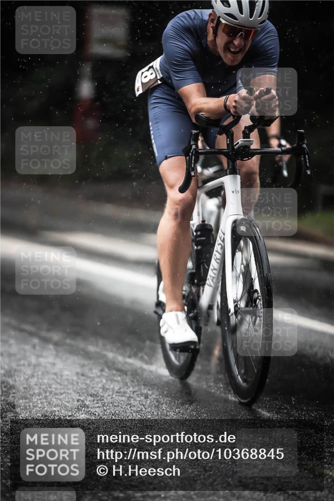 13.09.2026 - Stadtparktriathlon H.Heesch http://msf.ph/oto/10368845 13.09.2026 12:04:01 Radfahren 833, 836, 873, 958, 1060 meine-sportfotos.de