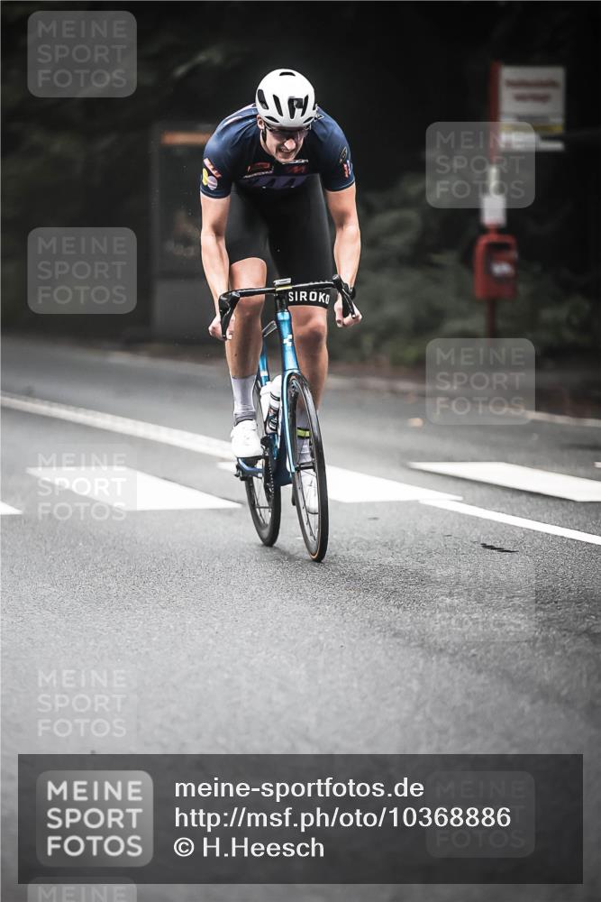 13.09.2026 - Stadtparktriathlon H.Heesch http://msf.ph/oto/10368886 13.09.2026 10:18:16 Radfahren 210, 261, 311, 459 meine-sportfotos.de