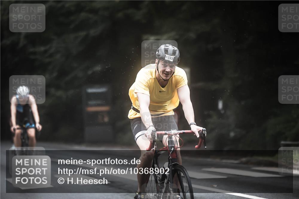 13.09.2026 - Stadtparktriathlon H.Heesch http://msf.ph/oto/10368902 13.09.2026 13:20:36 Radfahren 1293, 1322, 1323, 1333, 1401, 1430, 1467, 1505 meine-sportfotos.de