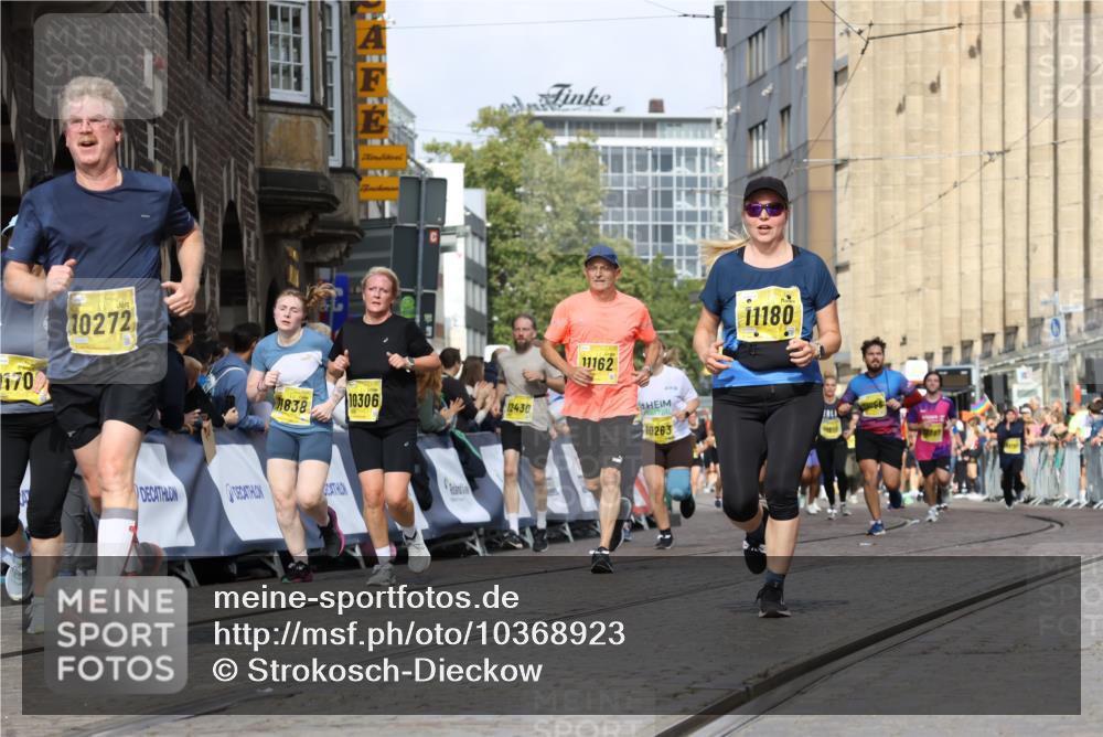 13.09.2026 - 21. swb-Marathon Bremen Strokosch-Dieckow http://msf.ph/oto/10368923 13.09.2026 11:00:44 Ziel 10144, 10369, 10677, 10801, 10810, 11016, 11045, 11126, 11129, 11547, 11623, 11769, 12018, 12105, 12106, 12190, 12291, 12394, 12530, 12531, 10093, 10367, 10368, 10753, 10857, 11055, 11247, 11359, 11540, 11728, 11797, 11804, 11819, 12006, 12116, 12397, 12428 meine-sportfotos.de