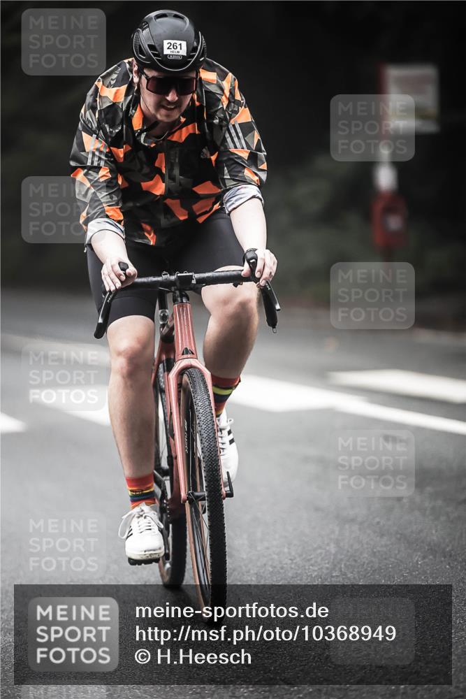 13.09.2026 - Stadtparktriathlon H.Heesch http://msf.ph/oto/10368949 13.09.2026 10:18:21 Radfahren 212, 251, 258, 261, 276, 311 meine-sportfotos.de