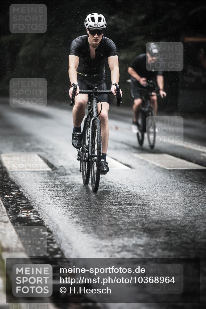13.09.2026 - Stadtparktriathlon H.Heesch http://msf.ph/oto/10368964 13.09.2026 12:04:08 Radfahren 762, 836, 916, 972, 1004, 1048, 1060 meine-sportfotos.de
