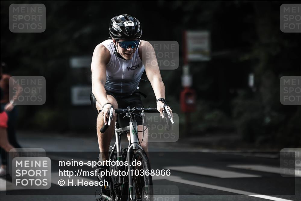 13.09.2026 - Stadtparktriathlon H.Heesch http://msf.ph/oto/10368966 13.09.2026 10:47:07 Radfahren 430, 472, 473, 520, 572 meine-sportfotos.de