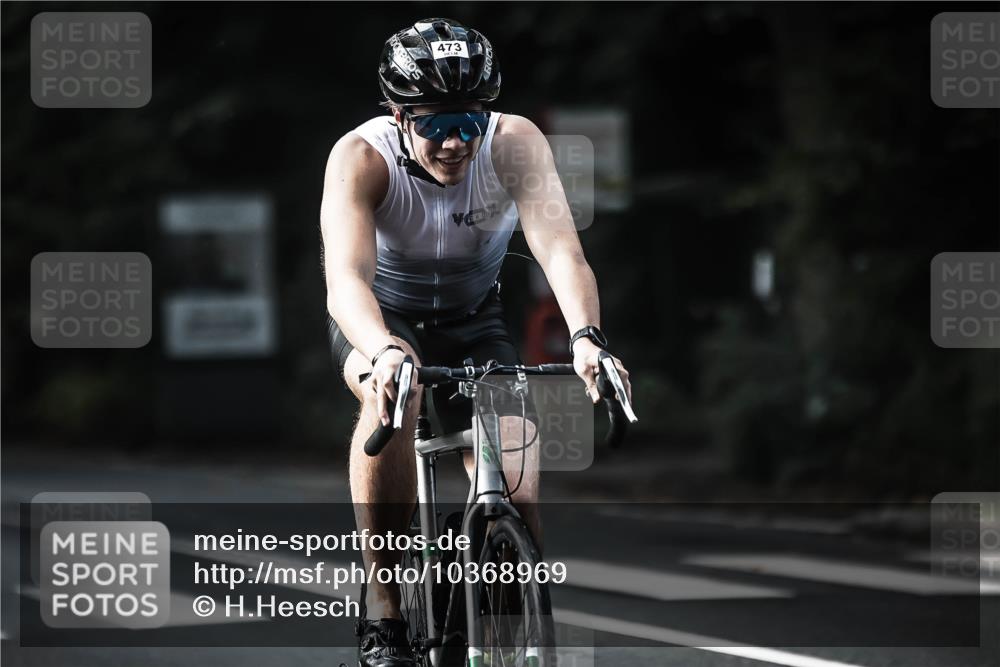 13.09.2026 - Stadtparktriathlon H.Heesch http://msf.ph/oto/10368969 13.09.2026 10:47:07 Radfahren 430, 472, 473, 520, 572 meine-sportfotos.de