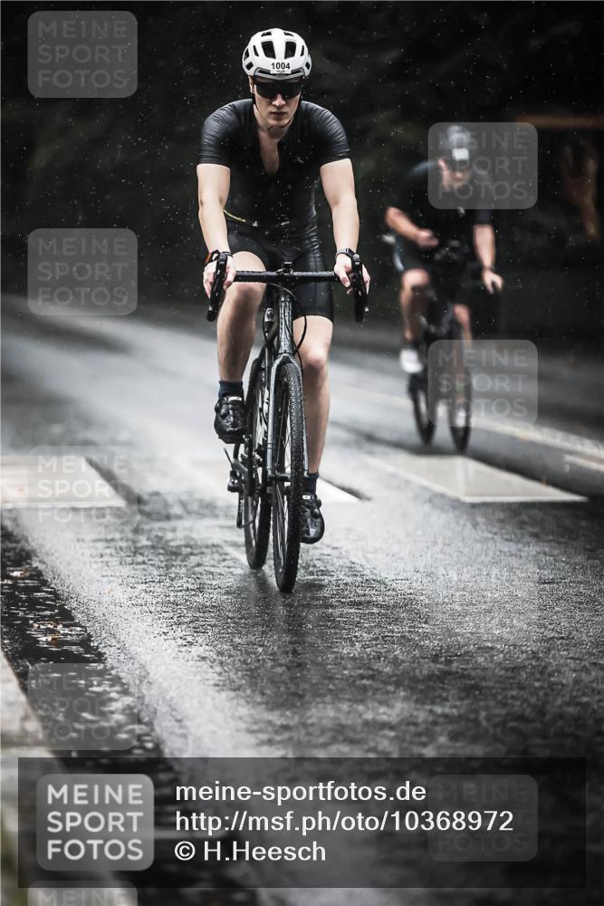 13.09.2026 - Stadtparktriathlon H.Heesch http://msf.ph/oto/10368972 13.09.2026 12:04:08 Radfahren 762, 836, 916, 972, 1004, 1048, 1060 meine-sportfotos.de