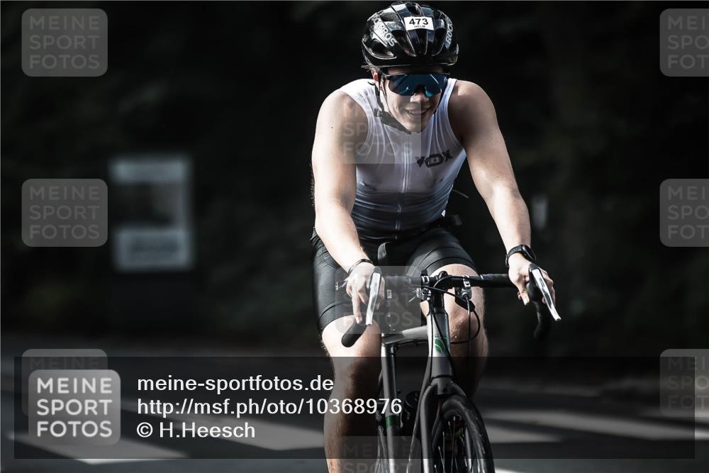 13.09.2026 - Stadtparktriathlon H.Heesch http://msf.ph/oto/10368976 13.09.2026 10:47:07 Radfahren 430, 472, 473, 520, 572 meine-sportfotos.de