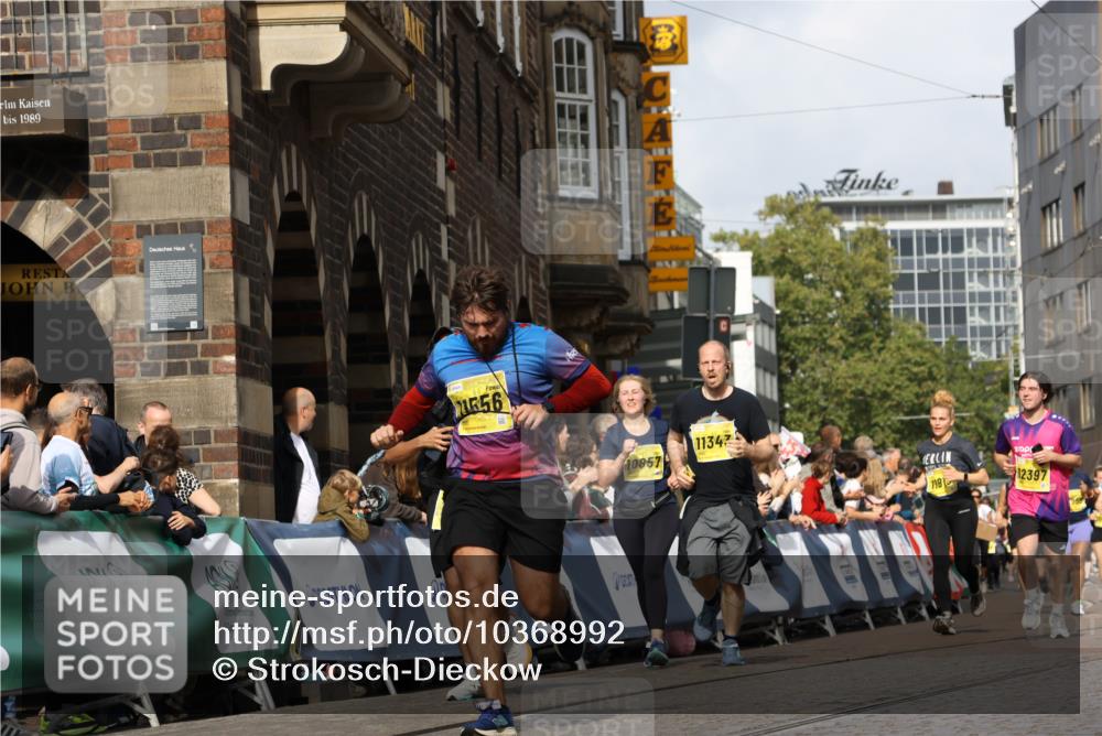 13.09.2026 - 21. swb-Marathon Bremen Strokosch-Dieckow http://msf.ph/oto/10368992 13.09.2026 11:00:51 Ziel 10263, 10272, 10275, 10306, 10369, 10677, 10801, 11045, 11126, 11129, 11162, 11180, 11687, 11708, 11769, 11838, 12018, 12291, 12394, 12430, 12530, 12531, 10093, 10428, 10639, 10753, 11049, 11116, 11247, 11359, 11540, 11728, 11850, 12085, 12116, 12428 meine-sportfotos.de