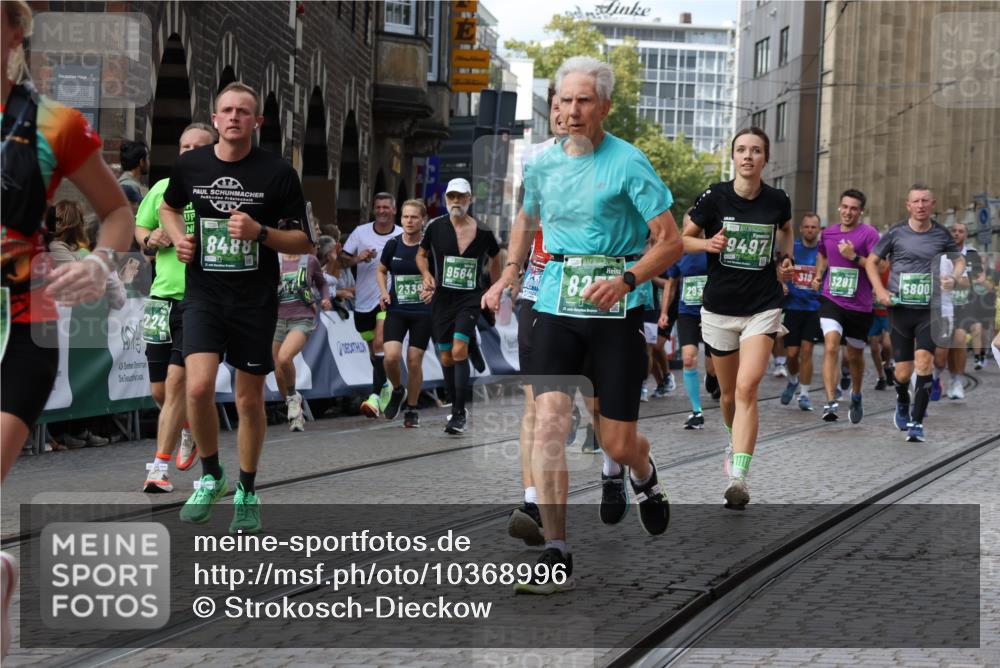 13.09.2026 - 21. swb-Marathon Bremen Strokosch-Dieckow http://msf.ph/oto/10368996 13.09.2026 13:36:05 Ziel 156, 318, 532, 607, 3056, 3087, 3226, 3485, 3704, 3780, 3857, 4048, 5071, 5157, 5308, 5381, 5467, 5468, 5584, 5586, 6465, 6466, 6644, 6649, 6724, 7036, 7235, 7385, 7597, 7675, 7691, 7700, 8335, 8705, 8816, 9784, 9862, 9892, 9912, 13121, 13213, 1072, 2339, 2931, 2949, 3224, 3291, 3591, 4643, 4989, 5259, 5800, 6642, 6778, 7379, 7865, 8275, 8488, 8511, 8731, 8941, 9026, 9076, 9226, 9497, 9564, 13038, 13238 meine-sportfotos.de