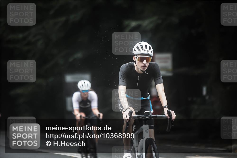13.09.2026 - Stadtparktriathlon H.Heesch http://msf.ph/oto/10368999 13.09.2026 13:20:48 Radfahren 1346, 1377, 1420, 1433, 1444 meine-sportfotos.de