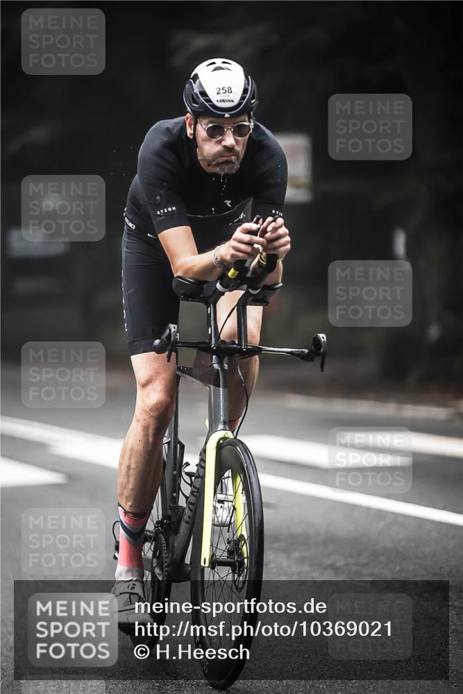 13.09.2026 - Stadtparktriathlon H.Heesch http://msf.ph/oto/10369021 13.09.2026 10:18:25 Radfahren 212, 251, 258, 261, 276, 279, 359, 389 meine-sportfotos.de