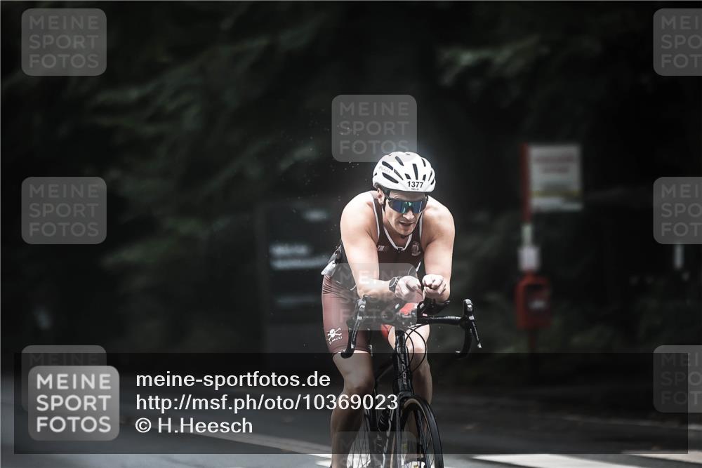 13.09.2026 - Stadtparktriathlon H.Heesch http://msf.ph/oto/10369023 13.09.2026 13:20:51 Radfahren 1346, 1377, 1420, 1433, 1436, 1444 meine-sportfotos.de