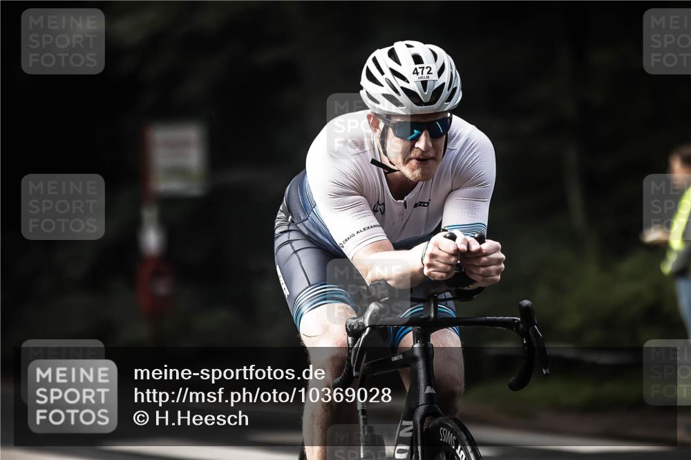 13.09.2026 - Stadtparktriathlon H.Heesch http://msf.ph/oto/10369028 13.09.2026 10:47:14 Radfahren 376, 472, 557 meine-sportfotos.de